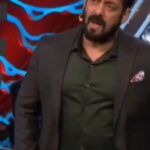 Nikki Tamboli Instagram – All the patience, struggle and awaiting, paid off well at #weekendkavaar where justice played it’s part and our Janta too saw it all. Thank you @beingsalmankhan for always standing for the right and pin pointing the wrong doings. #NikkiTamboli yet again shows her personality and good nature by forgiving such dreadful act. Keep calm and stay strong.  God bless!😁
.
Outfit : @silkybindraofficial 
Styled by : @officialanahita
.
.
@colorstv @endemolshineind @vootselect #SalmanKhan #Justice #TeamNikki  #TamboliKiToli #Nikkians #NikkiIsTheBoss #BiggBoss2020 #BB14 #SundayVibes #KeepCalm #HappySunday #OneAgainstAll #NikkiIsBack #BiggBoss