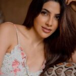 Nikki Tamboli Instagram - Kill them with your goodness and let the world be it's judge. ❤ Have a sizzling Sunday! 🤩 . . @colorstv @EndemolShineIND @VootSelect #TeamNikki #TamboliKiToli #Nikkians #NikkiIsTheBoss #BiggBoss2020 #BB14 #SundayVibes #SundayMorning #Hot #HappySunday #SundayMood #OneAgainstAll #NikkiIsBack #BiggBoss #love #instagood #instamood #instadaily #style #fashion Mumbai, Maharashtra