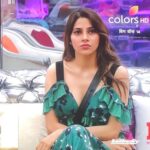 Nikki Tamboli Instagram - Darling, I'm a nightmare dressed like a daydream. 🔥 Outfit by : @amorecoutureofficial @happyamorian Stylist : @mahimagoyaljalan @colorstv @endemolshineind @vootselect #TeamNikki #BombshellNikki #AamchiMulgi #MaharashtraChiShaan #NaughtyNikki #biggboss #BiggBoss14 #bb14 #NikkiInBB14 #Nikkians