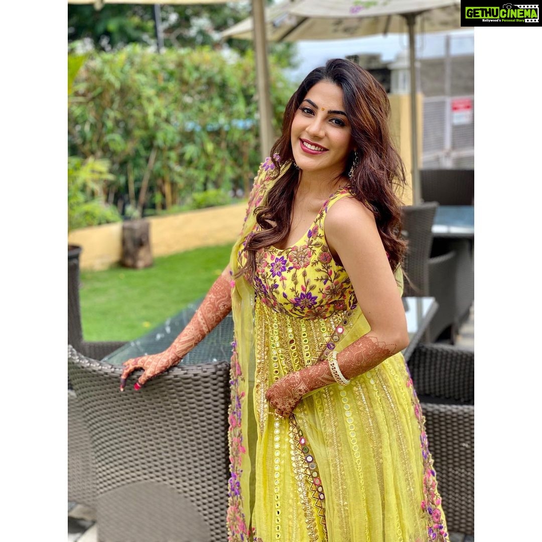 Nikki Tamboli Instagram - brother’s Roka ceremony🌸 #thankyougod Hotel Taj Nasik