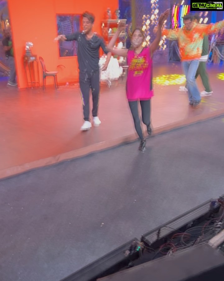 Nikki Tamboli Instagram - And TheKhatraKhatrashow comes to an end . A show that made me laugh and cry at the same time. A show that’s going to be etched in my happy memories forever. The masti on the sets , the happy fun banter with Bharti & Harsh , the super enthusiastic yet entertaining games everything was worth a while. It’s an emotional moment for me as it’s time to bid adieu to a show so close to my heart. Thankyou for making me a part of it. Only love & Gratitude 🙏🏻 😇❤️ #thekhatrakhatrashow