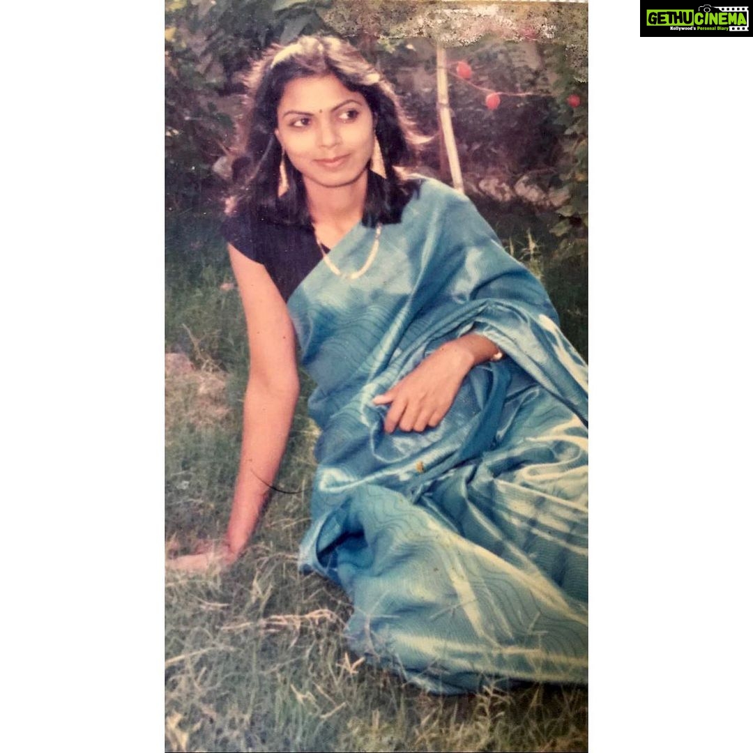 Nikki Tamboli Instagram - Thanks for making home the happiest place to be. Happy Mother’s Day. #loveherimmensely😘💓 #queenforlife👑❤ #shegavemealife #smile #homeiswheretheheartis #aai❤️❤️ 😌#happymothersdaytoallthemothers