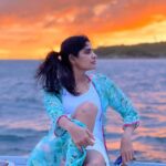 Niranjani Ahathian Instagram – A SUNSET WILL 
COlOUR YOUR DREAMS 🧡🧡🧡