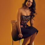 Nivedhithaa Sathish Instagram - Isssa vibe 👾☄️ Shot by - @prachuprashanth Stylist - @navadevi.rajkumar Makeup - @makeupbywanshazia Hair - @mythrayeehairandmakeup
