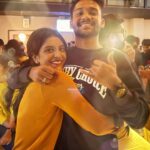 Nivedhithaa Sathish Instagram – Two EXTREMELY EXTREMELY happy puppies after a Glorious CSK Win! 🤙🏻
This one is for you Chennai Super Kings 💛😘🔥🌅
We love youuuu! 
#MSDandCSKforlife!