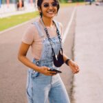 Nivedhithaa Sathish Instagram – PIT STOP DIARIES! 🤓🕺🏻

Thank you @_akhilputhiyedath for capturing the madness! 😝 Madras International Circuit