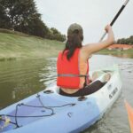 Nivedhithaa Sathish Instagram - Row, row, row your boat Gently down the stream Merrily merrily, merrily, merrily Life is but a dream… ♥️ #Kayaking 🤙🏻 Chennai, India