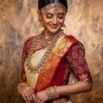 Nivedhithaa Sathish Instagram - Taadaaa! ✨ @aaranyarentaljewellery @parvathamsuhasphotography @sameenasofficial @aaryanair.designstudio @anushyaa_mua @malathi_makeupartist @hairytalebykomal #templejewellery #jewelry #indianwedding #nivedhithaasathish #silverjewelry #wedding #sillukaruppatti #Actorlife #modellife