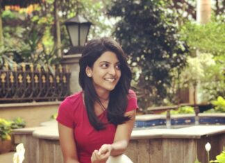 Nivedhithaa Sathish Instagram - Isn’t everything we do in life a way to be loved a little more? #BeforeSunrise #ThrowBack #OnlyLove GOOOOOD TIMES! ❤️ Bangalore, India
