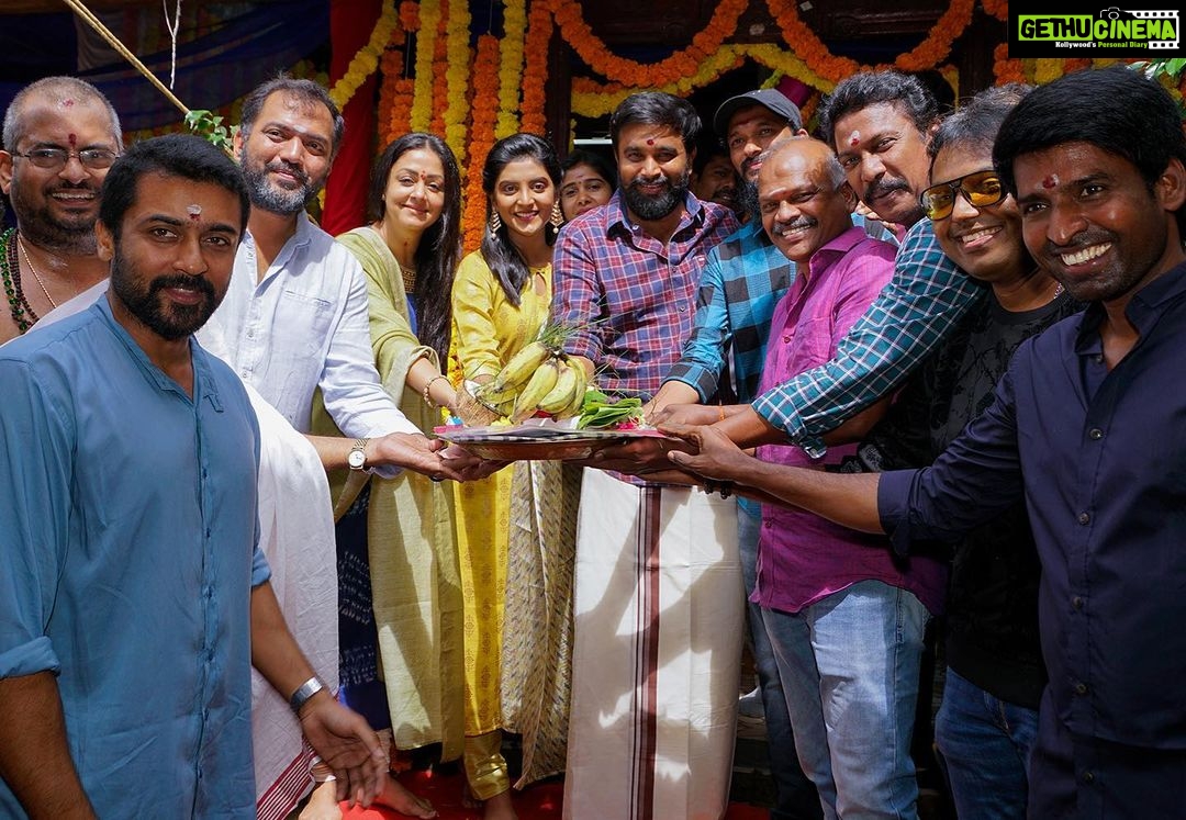 Nivedhithaa Sathish Instagram - Unbelievably excited to share with you all regarding my next flim! 🎬♥️ Need all your love and support, and more love and more support! 🙈 #ProductionNo12 @2d_entertainment 💫 #Suriya #Jyothika #SasiKumar #Soori #Samuthirakani #KalaiArasan #EraSaravanan #Imman #RajsekarPadian #NivedhithaaSathish #TamilCinema #Grateful 💫♥️