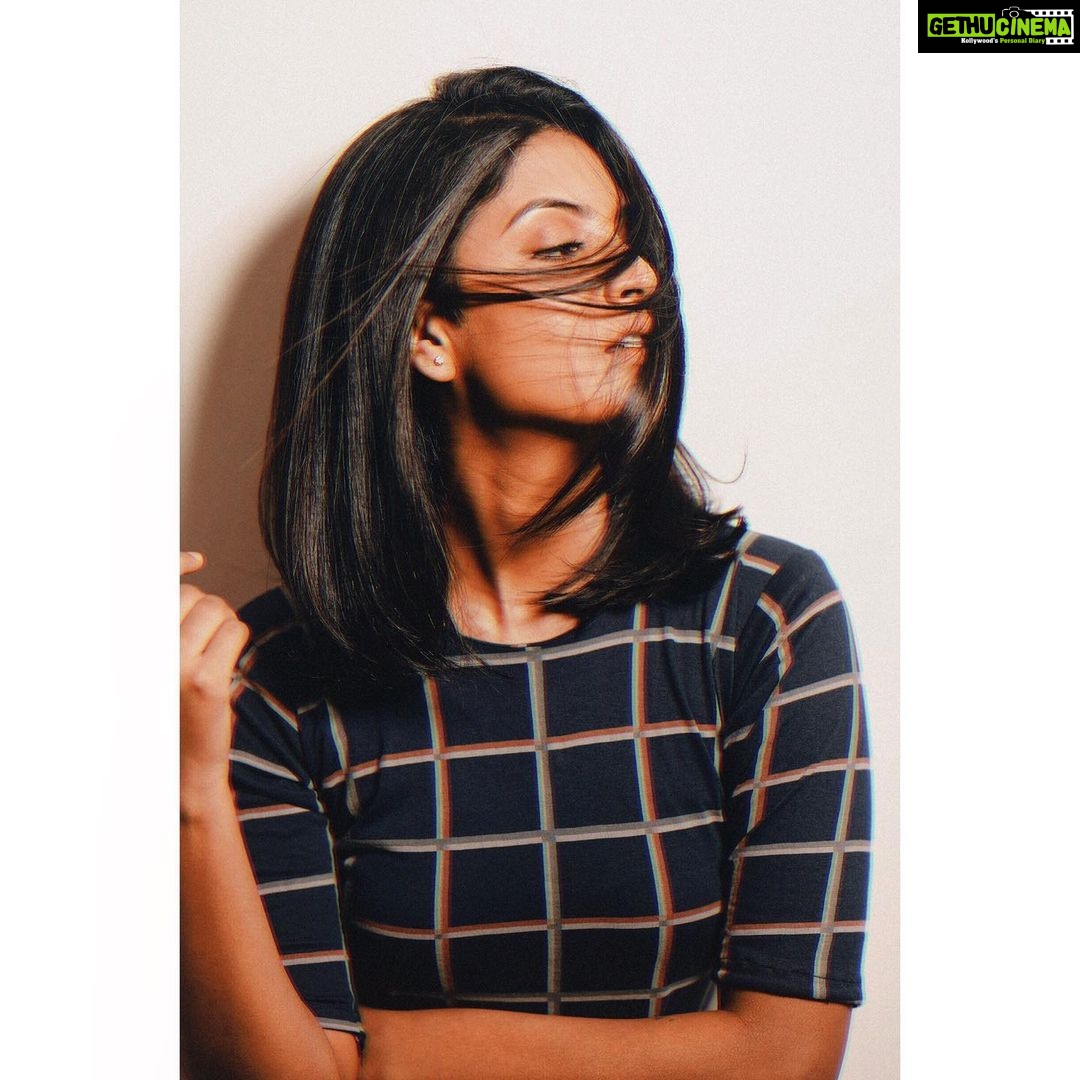 Nivedhithaa Sathish Instagram - Ludic.