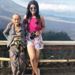 Nivedhithaa Sathish Instagram - Meet my Bali friend, lives in the Kintamani village right next to the volcanic mountains in Bali. Was such a thrill listening to her stories about the recent eruption. Mannn she is such a Rockstar, I must say! Mount Batur Trekking Tour Kintamani Bali