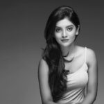 Nivedhithaa Sathish Instagram -
