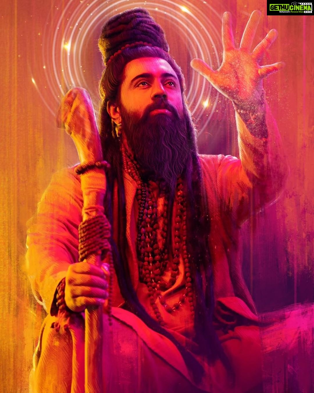 Nivin Pauly Instagram - Apoornnanathan 📿📿📿 #Mahaveeryar