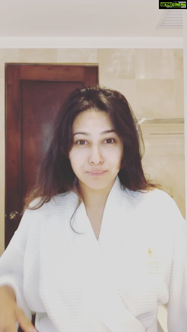 Panchi Bora Instagram - Sway with me! 🙆🏼♀️🤍