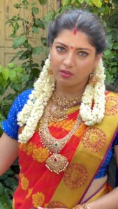 Papri Ghosh Instagram - Jewelry @chennai_jazz #trending #tamil #dialogue #actress #saree #jewellery