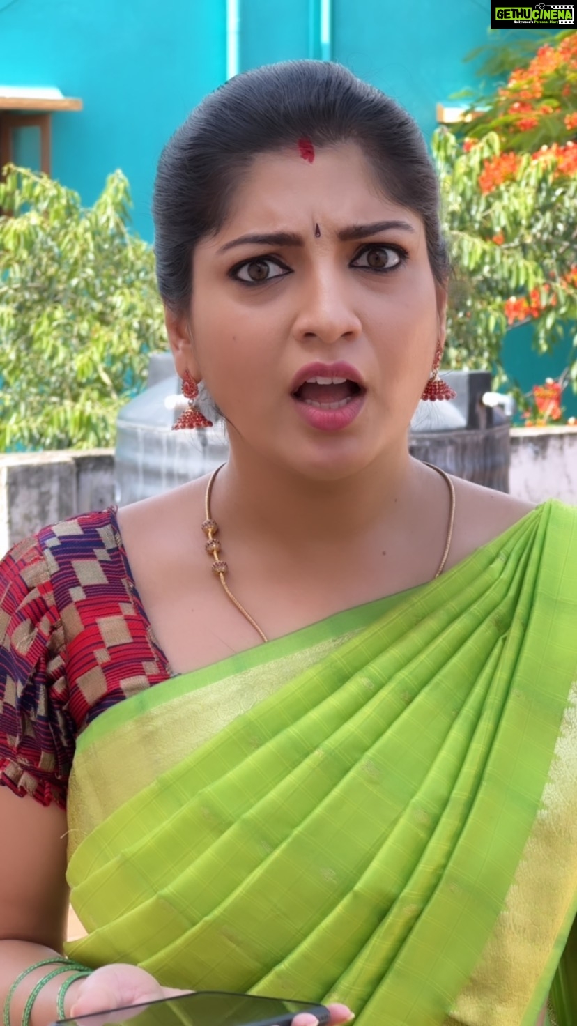 Papri Ghosh Instagram - #tamil #dialogue #trending #reelsinstagram #actress #paprighosh #keerthysuresh #suntv #serial #pandavarillam #kayal