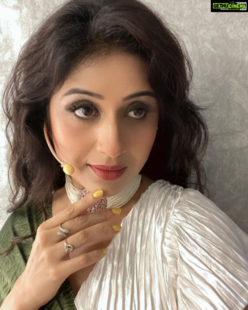 Paridhi Sharma Instagram - Be your own kind of beautiful. #morningthoughts #beyondbeauty #look #instapic #picoftheday