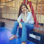 Paridhi Sharma Instagram - Make it simple but significant. #eveningthought #instapic #thinkingmodeon