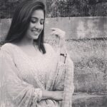 Paridhi Sharma Instagram - Simply black and white.. #simple #retro #nostalgic #photography