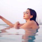 Parvatii Nair Instagram – Feeling close to heaven in the infinity pool which is the highest pool in the world  at @addressbeachresort !!🤩 pure bliss😍

@chambre__noire_fotos
.
.
.
.
.
.
#visitdubai #addressbeachresort #dubai #dubaiphotography #dubaivideographer #dubaiinfluencer #dubaiinstagram Address Beach Resort