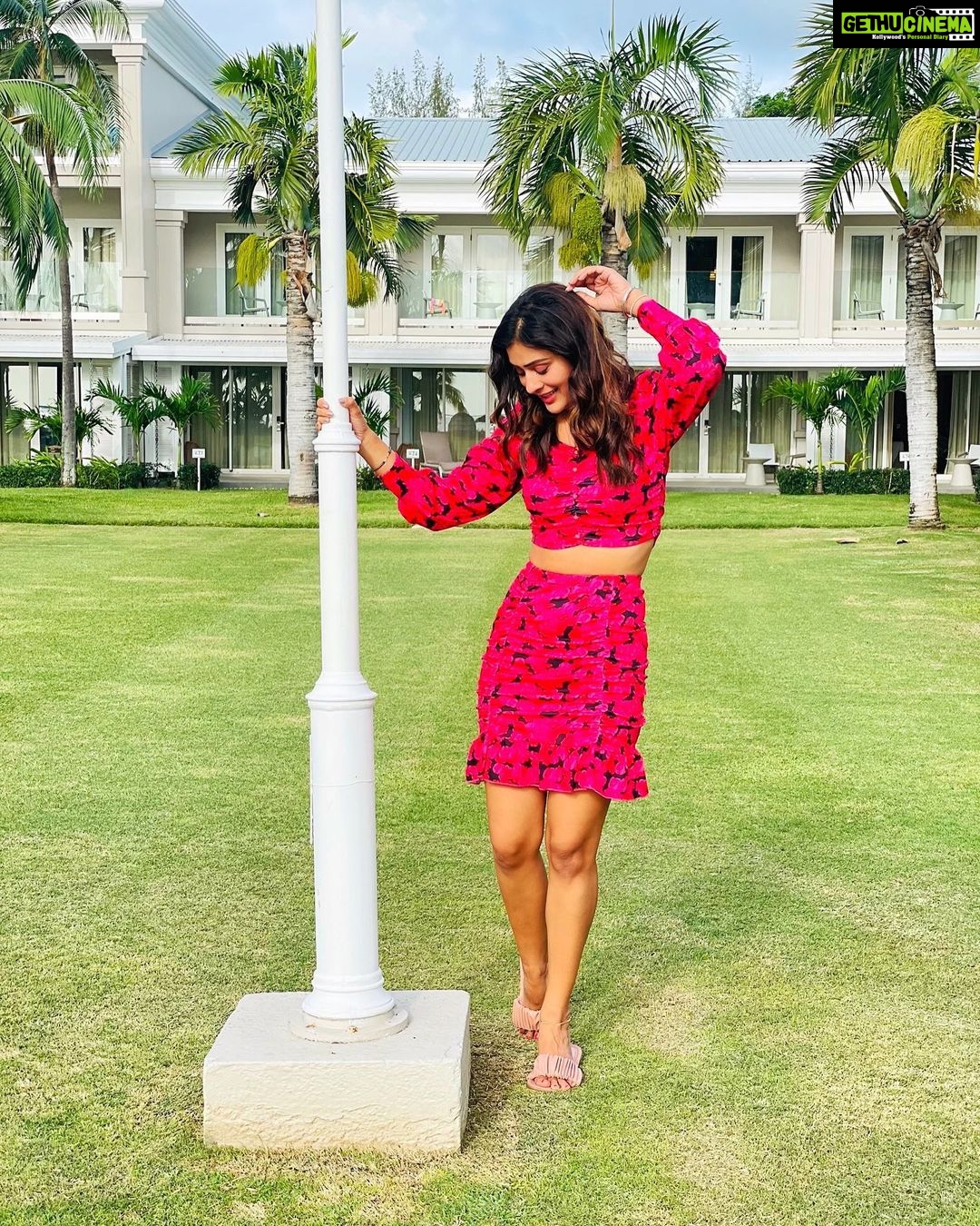 Payal Rajput Instagram - 🌸🌸🌸... . . . . Wearing @pankhclothing 🌸