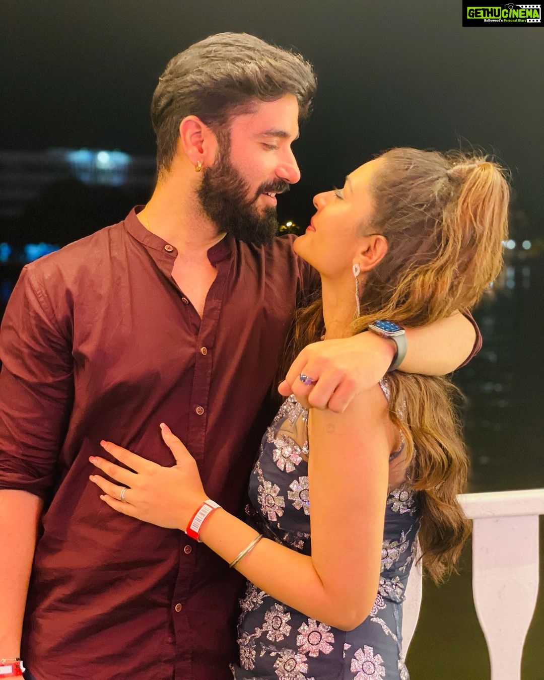 Payal Rajput Instagram - Hey handsome ๐๐งฟ Happy birthday to my all time favourite human @theessdee ๐ผand to an amazing person who has touched my life in so many ways . I ask God to grant you long and healthy life and to allow me to be with you always .Happy Birthday! #happybirthday ๐๐ฅฐ๐งฟ