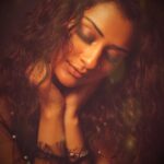 Payal Rajput Instagram - Hope is contagious pass it on 🌼 ..................................................... Lensed @ashishsom 🌼