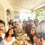 Payal Rajput Instagram - #cheerstogoodtimes 🥂 Having so much of fun with my new team #teamgolmaal 🎬 It’s indeed a crazy trip guys ♥️ Love & peace out ✌️ Mauritius