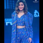 Payal Rajput Instagram – Heya 💙…
On the sets of Sarkaar show @ahavideoin 💙
@pradeep_machiraju @sknonline @maggi_filmmaker @maruthi_official @shamnakasim 
——————————————-
Lensed by @ranjithpawan 
Wearing @n.o.u.v.e 
————————————
Team 
@hairmakeupbypriyanka @mua_sriman @skrajavarma