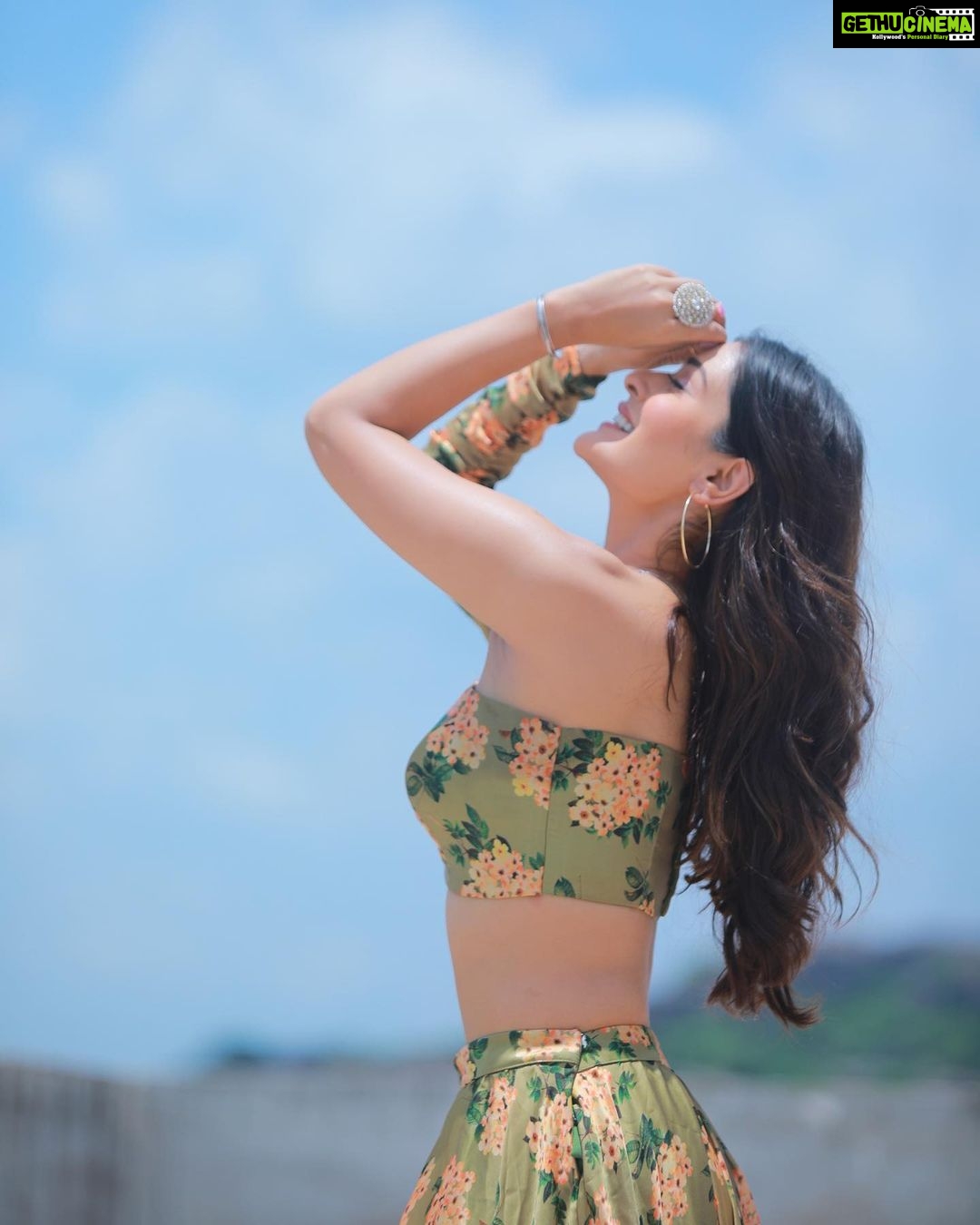 Payal Rajput Instagram - No one is you that is your power 💎 Wearing @aparnakfashion 💎