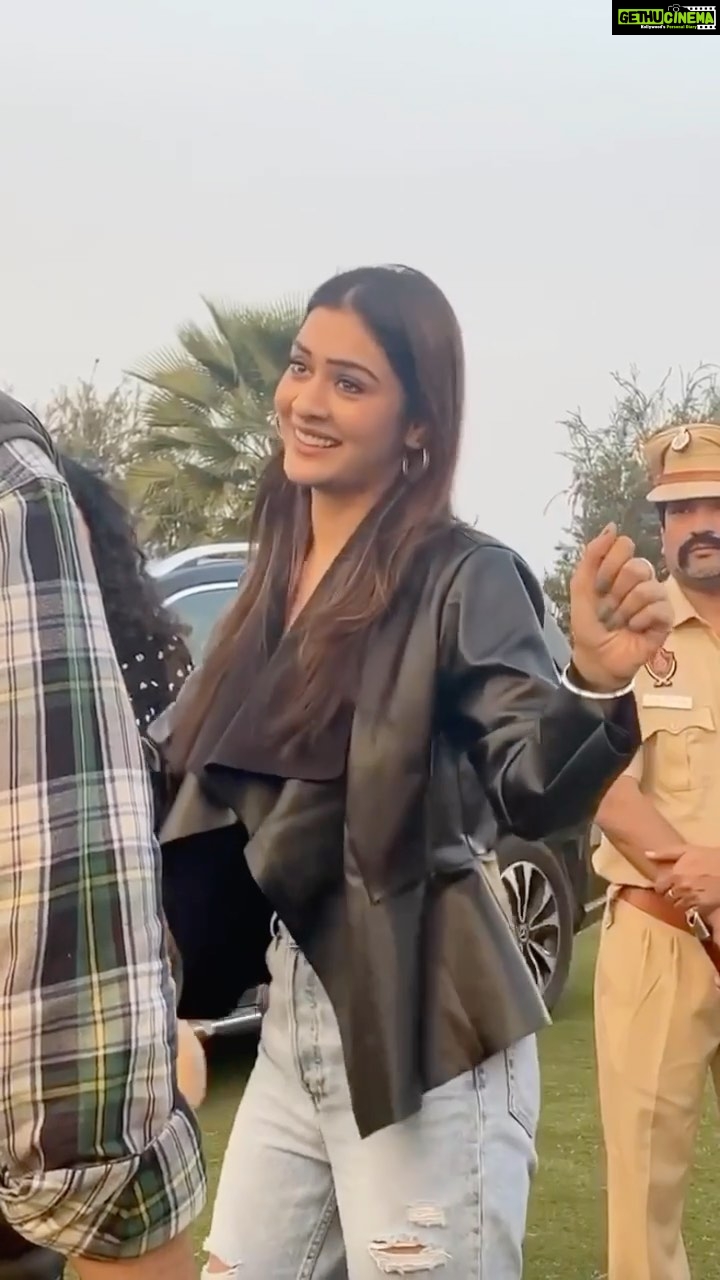 Payal Rajput Instagram - #terenaalon crossed 8M ... Thanks for all love and support. #bts #thanksforyoursupport 🌈