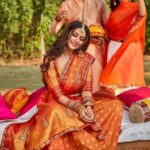 Payal Rajput Instagram - The Joy of Dressing is an Art 💛 ——————————————— Lensed @jigneshasharaofficial Hair do @hairartistpoojagupta Mua @harshpawar182008 Assisted @yadavparikshitphotography @aniljaiswal_ Brand shoot @lifestylesaree.official