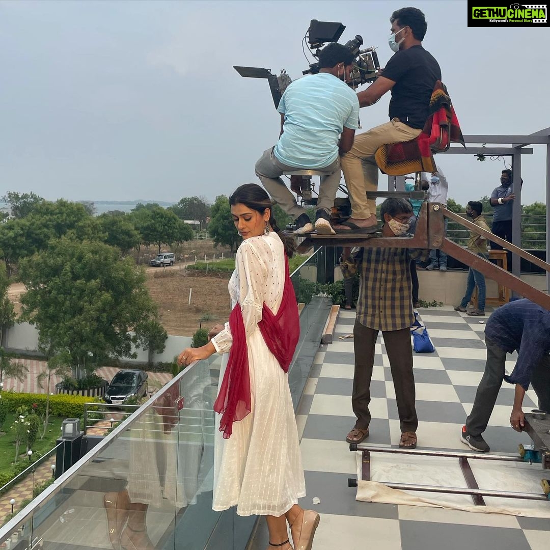 Payal Rajput Instagram - Light 💡Camera 🎥 & Action 🎬 LaLALaLa....I’m living the life of my Dream 💭 #anactorslife