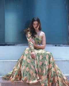 Payal Rajput Instagram - Nothing but blue skies .... 🦋 .. Wearing @aparnakfashion Event for @kasamfashions Handled by @anudeep_munna Lensed @saigupta3333