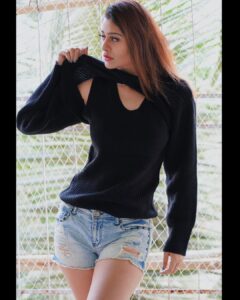 Payal Rajput Instagram - Just Day dreaming 💭 
——————————💭
Wearing @pankhclothing 💭
📸 @theessdee