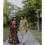 Payal Rohatgi Instagram - Beginning of this beautiful journey of our life!! Need all your blessings & wishes❤️🤗 📸- @movieingmoments Outfits: @studybyjanak @jaypeehotels @anchalvermamua ✈️ @mvtsindia #payalkesangram #sangrampayalwedding #wedding #sangramsingh #payalrohatgi Jaypee Place Agra