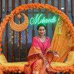 Payal Rohatgi Instagram - Thank you so much for gave me an opportunity and trusting us to decorate your aspecious Occasion.✨ We wish for your better future and happy married life.✨ @payalrohatgi @sangramsingh_wrestler #payalrohatgi #payalrohatgifans #films #actress #actresses #movies #bollywood #bollywooddecor #mahndi #mahndidesign #mahndiart #art #instagram #bollywoodsongs #lockupp #lockuppgame #lockuppseason1 #webserie #games #decor #flowers #opportunity #occasion #greatful #moment #function #ahmedabad #ahmedabadinstagram #tranding #festrolics Ahmedabad, India