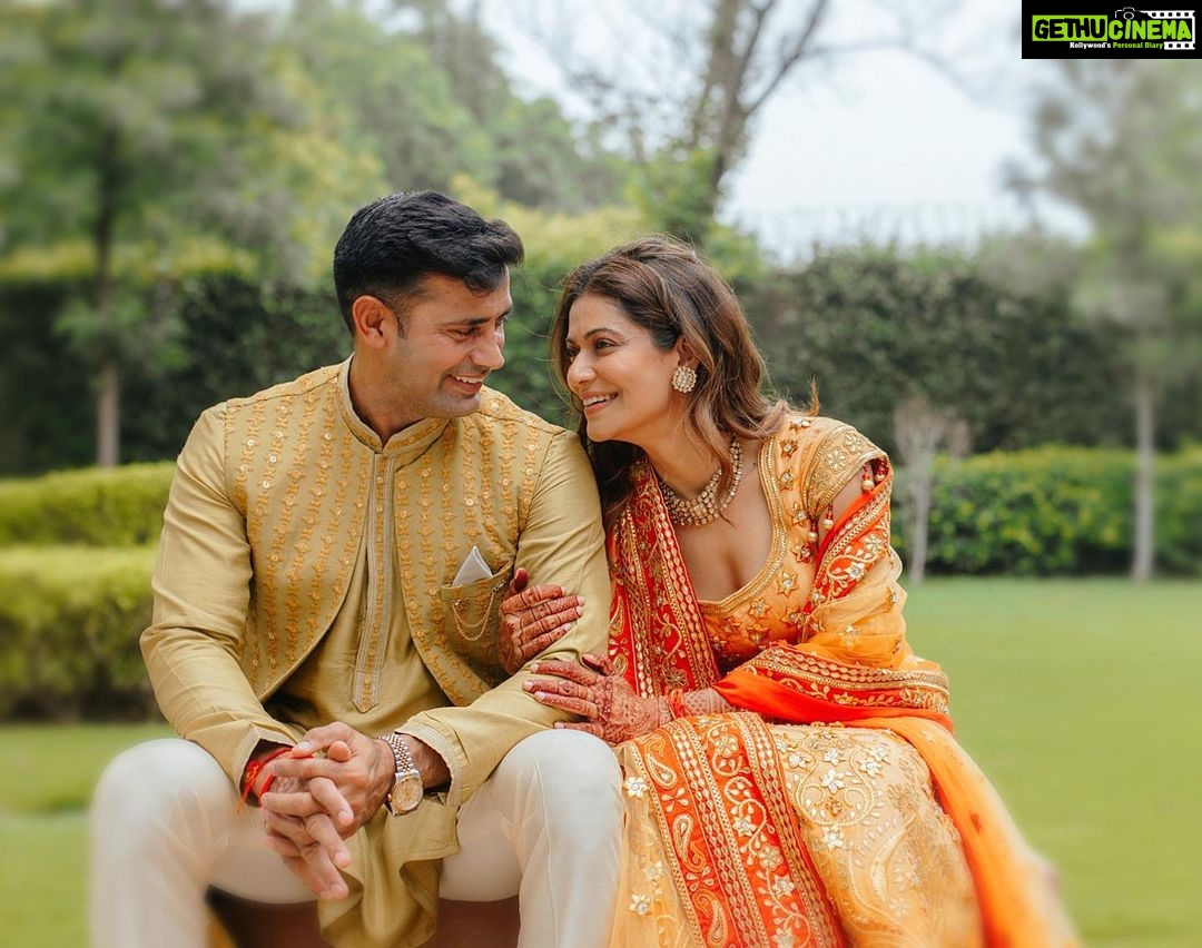 Payal Rohatgi Instagram - Marriage, a bond made in heaven 💎 . Thank you @payalrohatgi & @sangramsingh_wrestler for choosing Multani Jewellers, to bestow your trust upon @multanijewellersofficial for designing, curating & crafting each & every jewellery master piece adorned by you at your gorgeous wedding #PayalKeSangRam ❤️ . . Bride: @payalrohatgi Groom: @sangramsingh_wrestler Jewellery: @multanijewellersofficial Designer: @_risaofficial @house_of_risa_ @wfivecommunication @asopalav Captured by: @movieingmoments Covered by: @weddingsutra Makeup artist: @anchalvermamua Venue: @jaypeehotels Decor: @kps_events_ Ideation: @anupma543 Travel partner: @mvtsindia