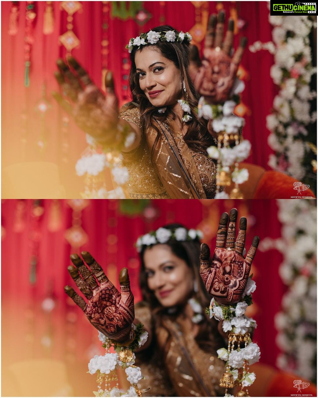 Payal Rohatgi Instagram - Posted @withregram • @payalrohatgi A woman’s most precious jewel is the man she marries ❤️ @sangramsingh_wrestler #PayalKeSangRam 📸 @movieingmoments Outfits : @studybyjanak Mua : @anchalvermamua Jewellery : @multanijewellersofficial Floral Jewellery @dulhanama Mehndi : @rajumehandiwala6 Venue : @jaypeehotels Travel Partner : @holidayabymaitri24 @mvtsindia Decor : @kps_events_ Wedding Ideation : @anupma543 #PayalRohatgi #SangramSingh #ShubhVivah #payalrohatgi #param #payalkesangram #sangramsingh #jaypeehotels Jaypee Place Agra