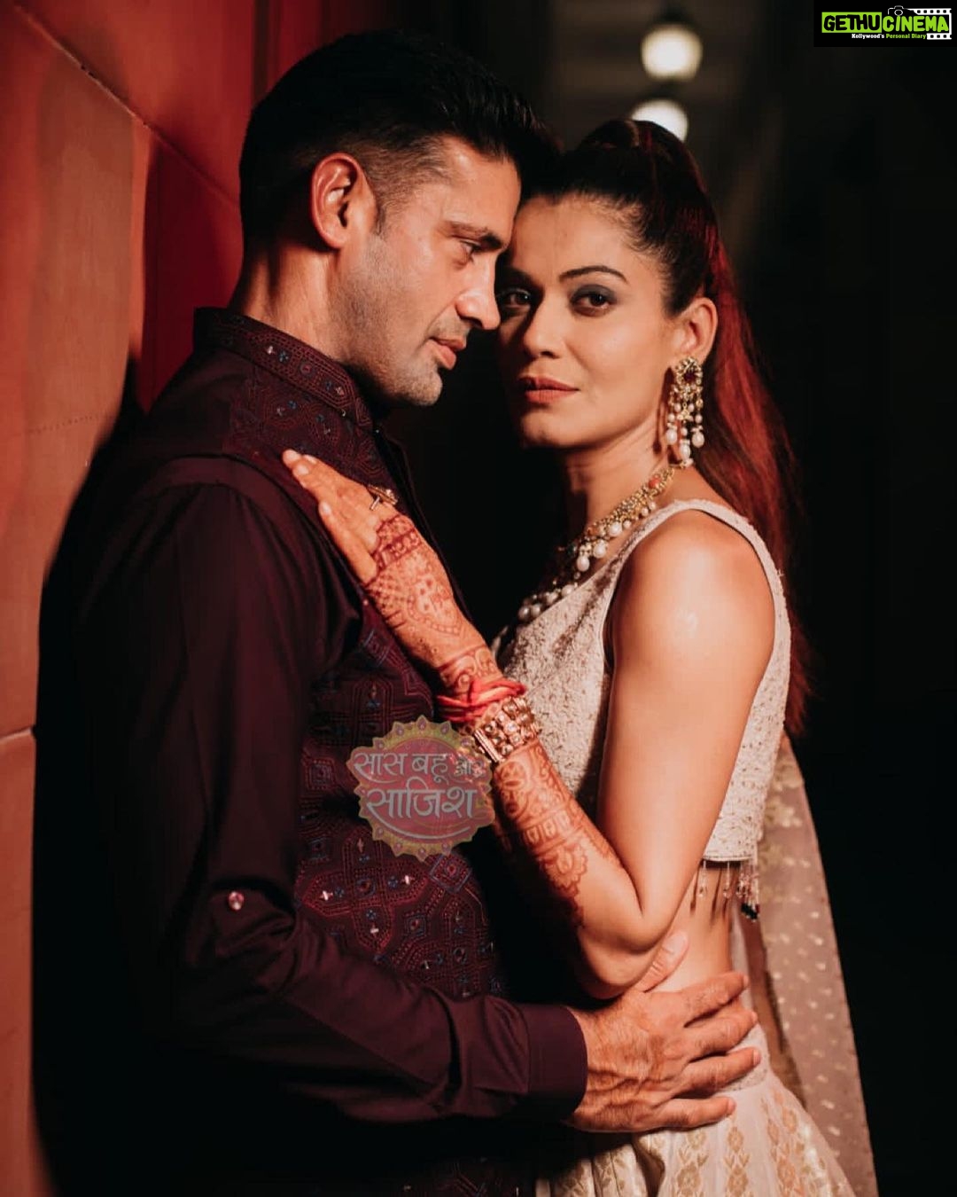 Payal Rohatgi Instagram - Indeed #couplesgoals @payalrohatgi & @sangramsingh_wrestler #congratulations #indianbride #indianbrideandgroom #engagement #engagementphotos #engagementring #couples #love #saasbahuaursaazish #saasbahuaursazzish #latest #updates #newsoftheday