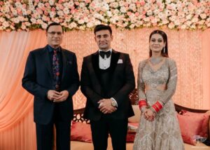 Payal Rohatgi Instagram - Thank you our role model, mentor, history maker, inspiration for everyone, amazing human being, renowned journalist, Padama Bhushan Shri. @rajatsharmalive sir for your graceful presence & giving blessings to us on our big day. We love you alot🙏🤗
पाyal ke Sangराम❤️
.
.
#rajatsharma #inspiration #rolemodel #mentor #indiatv
#sangramsingh #payalrohatgi #wedding #guest #family