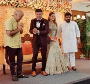 Payal Rohatgi Instagram - Thank you Deputy chief minister of Delhi Shri. @msisodia.aap sir for your graceful presence and giving your blessings to us on our big day. We love you alot🙏🤗
पाyal ke Sangराम ❤️
.
.
#manishsisodia
#wedding #Delhi #guest #sangramsingh #payalrohatgi