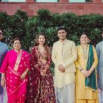 Payal Rohatgi Instagram - Family portraits #1 ❤️🔥 #wedding #love #family Jaypee Palace Agra