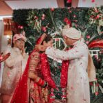 Payal Rohatgi Instagram - My dear love birds, start the new chapter in your life with all my blessings and good wishes. May u both always keep complimenting each other and always stand for each other with the same never ending love and respect. ❤️ Outfits: @asopalav @veenarohatgi’s jewellery: @studybyjanak Jaypee Palace Agra