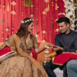 Payal Rohatgi Instagram - A woman’s most precious jewel is the man she marries ❤️ Outfit : @studybyjanak Normal jewellery : @multanijewellersofficial Floral jewellery : @dulhanama 📸 : @movieingmoments ✈️ : @mvtsindia @holidaysbymaitri24 mehendi : @rajumehandiwala6 #payalrohatgi #param #payalkesangram #sangramsingh Jaypee Place Agra