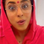 Pearle Maaney Instagram - Stop staring and start ordering on @swiggy_instamart! 😀 Just like Sumalatha Aunty! By the time you're done catching up on your Instagram updates for the day, #SwiggyInstamart would have delivered your order in minutes! Don't believe me? Check out #SwiggyInstamart on the Swiggy app for instant delivery on groceries and essentials. . . . Shot by @sharathdavis