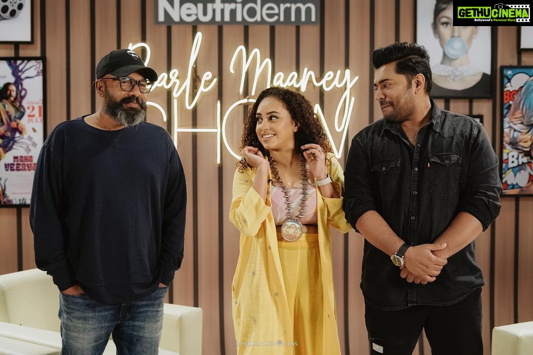 Pearle Maaney Instagram - Had a great time talking to them and listening to their ideas and stories… every person is like a book…. And there is so much to learn about them… ❤️ . Pearle Maaney Show Ft Nivin Paul and Abrid Shine now out on Youtube . The team: Production @srinish_aravind Camera @magicmotionmedia Reels and Stills @sk_abhijith MUA @ashna_aash_ Outfit & Jewellery @saltstudio Decor @dreams_floristsanddecorators