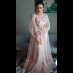 Pearle Maaney Instagram - Glow from within ❤️ Victorian Vibes . . Wearing @labelmdesigners MUA @mehakkawatramakeupartist Click @srinish_aravind Dubai UAE