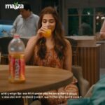 Pooja Hegde Instagram – Nanu ne pol kholi!!!
Kyunki Maaza ke saath sab ka dil khulega aur family ki baatein der tak chalengi!
#DildaarBanaDe
#Ad